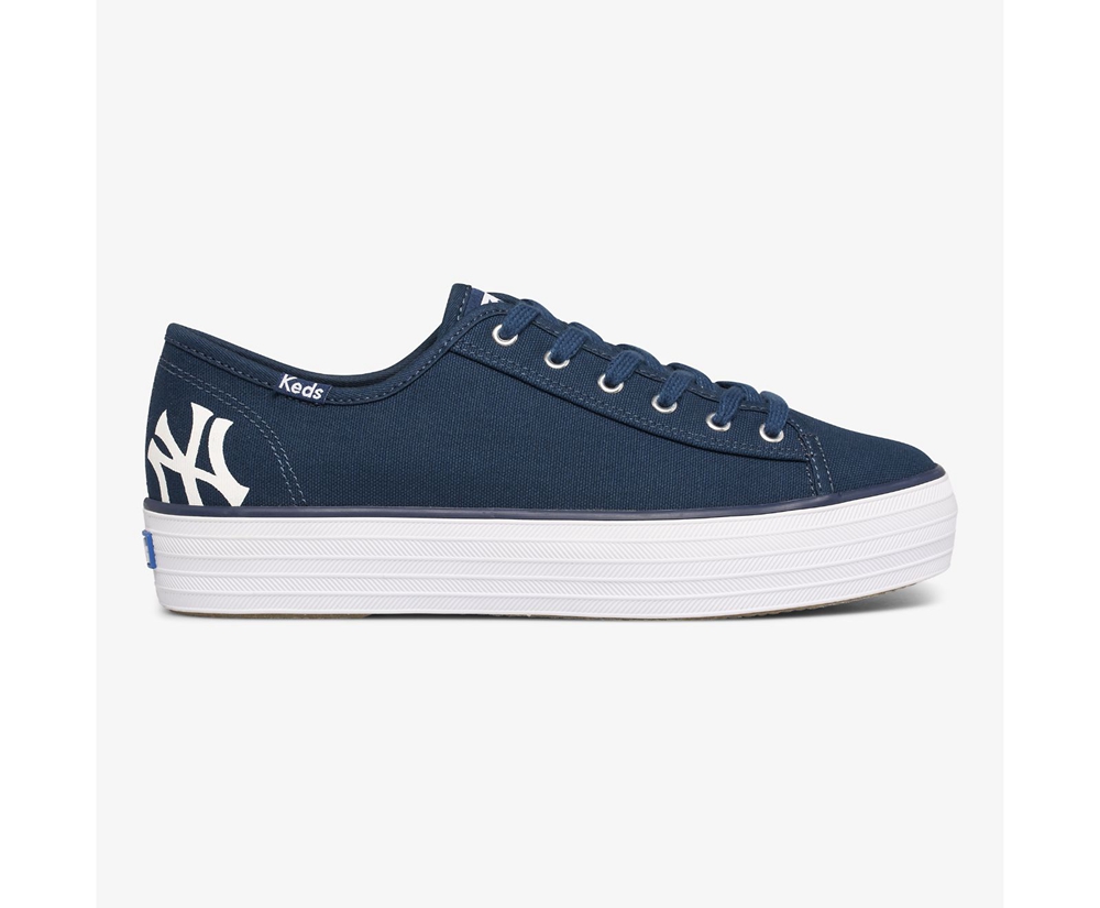 Keds Womens Sneakers Navy - Triple Kick MLB® - 798KWLYBM